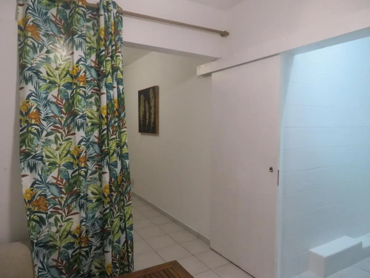 Azur-Salines : Appartement Residentiel …La Plage De Kite Surf A Vos Pieds 르 고지에 과달루프