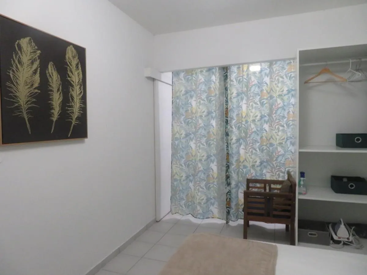 Azur-Salines : Appartement Residentiel …La Plage De Kite Surf A Vos Pieds Le Gosier  0*, Le Gosier (Grande-Terre) Guadeloupe